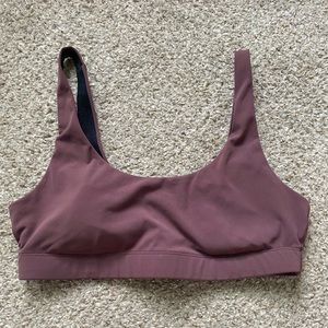 Vuori sports bra